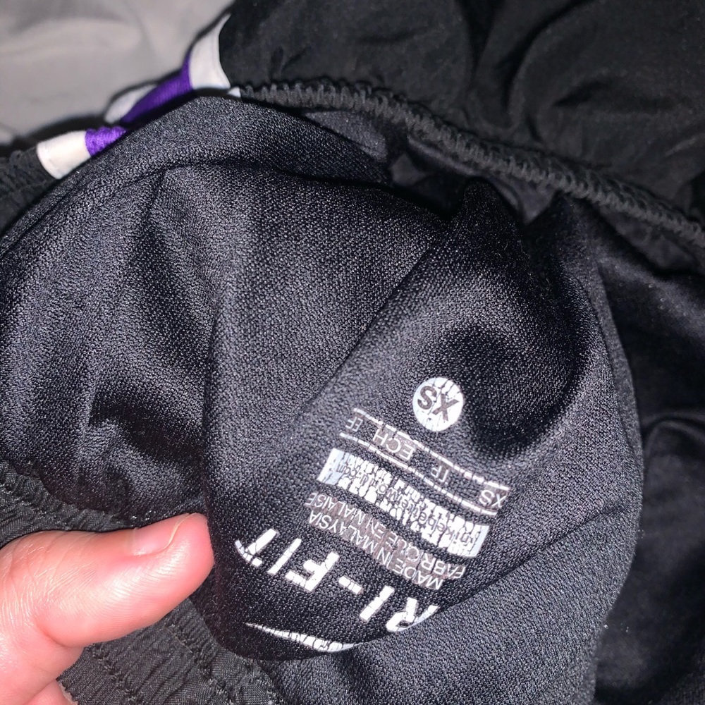 nike shorts - Picture 3 of 3